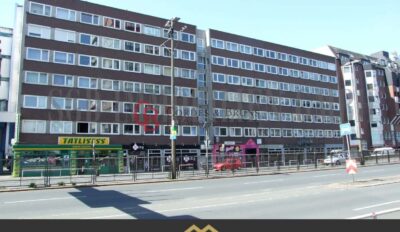 freie 2-Zimmer-Wohnung sanierungsbedürftig für Kapitalanlage oder Selbstnutz *Provisionsfrei*, 28195 Bremen, Etagenwohnung