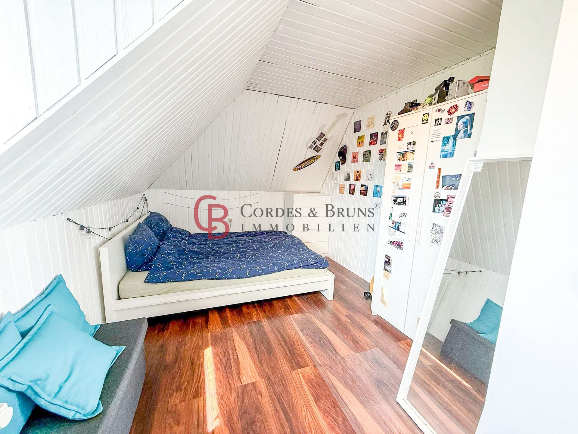 Schlafzimmer 1 DG