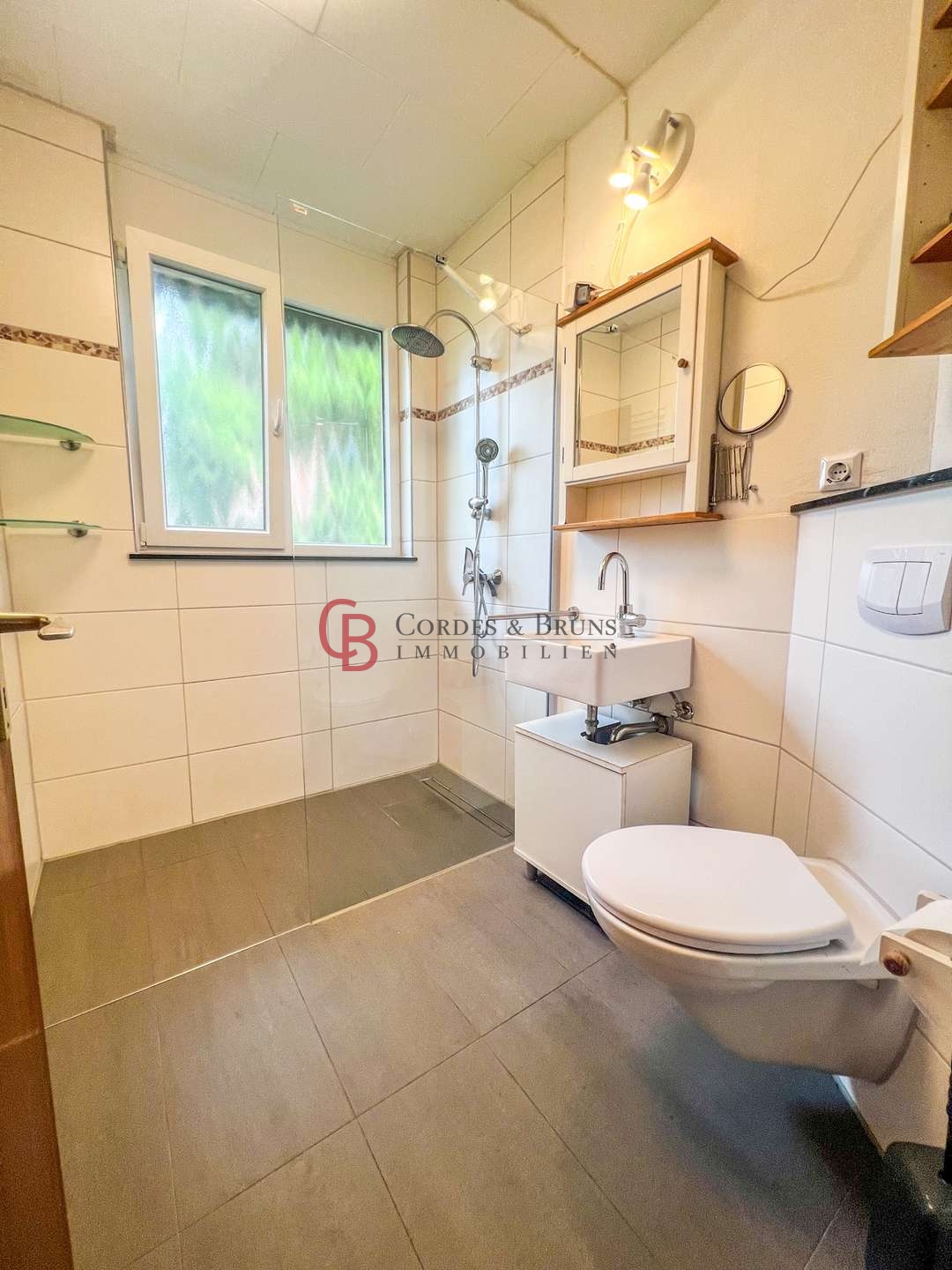 Badezimmer EG