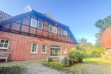 Exklusive Maisonettewohnung in Langwedel auf dem Ellmershof *provisionsfrei*, 27299 Langwedel, Haus