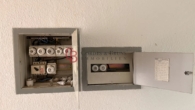 Elektro OG - Kernsanierungsbedürftiges Einfamilienhaus mit Sauna und Pool sowie Einliegerwohnung im OG