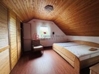 Schlafzimmer DG